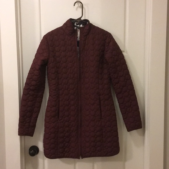 Aventura Jackets & Blazers - Burgundy Aventura Quilted Coat. Size Small.